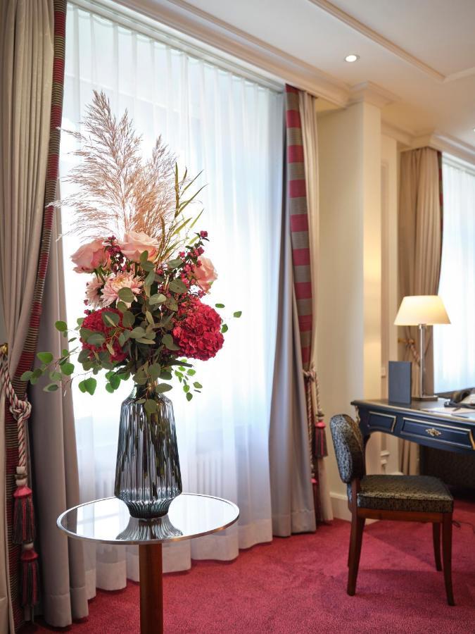 The Dufour By Hotel Schweizerhof Zuerich Exteriör bild